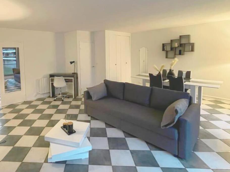 Appartamento 9 Min From Chateau De Vincennes - Paris & Disney Saint-Maurice  Esterno foto